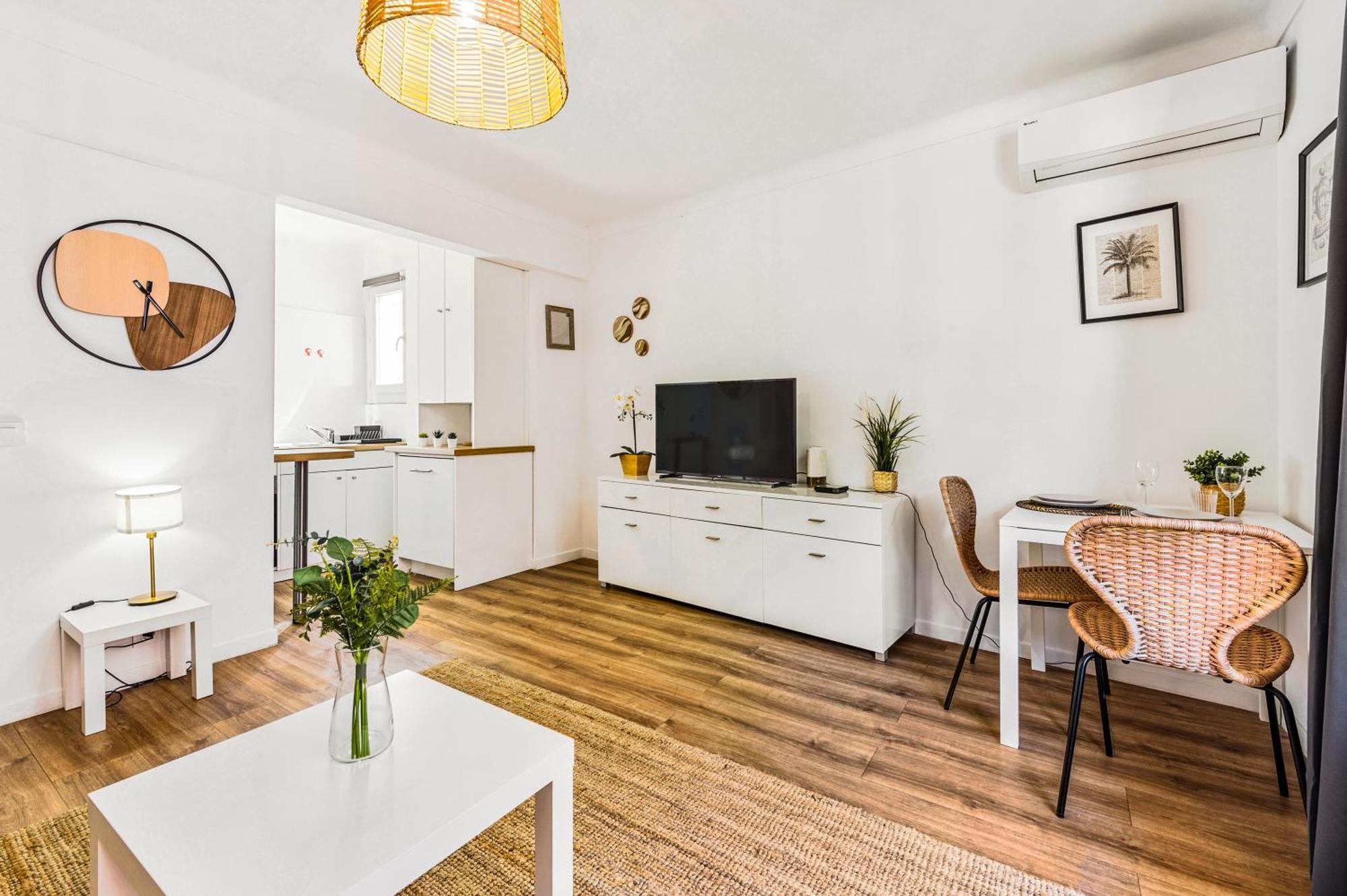 Le Landella Apartment Menton Bagian luar foto